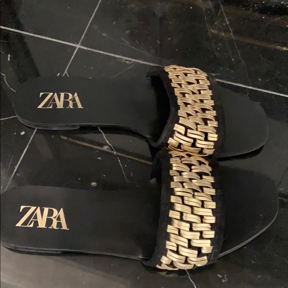 Zara Flat sandal